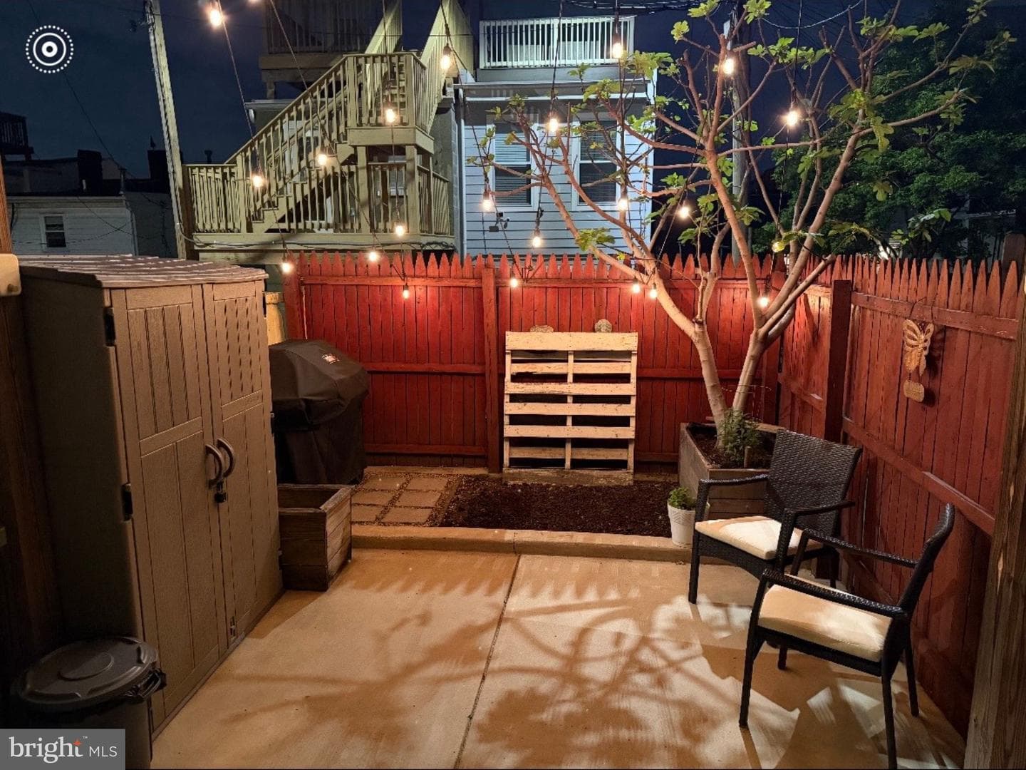 802 S Potomac Street photo 36