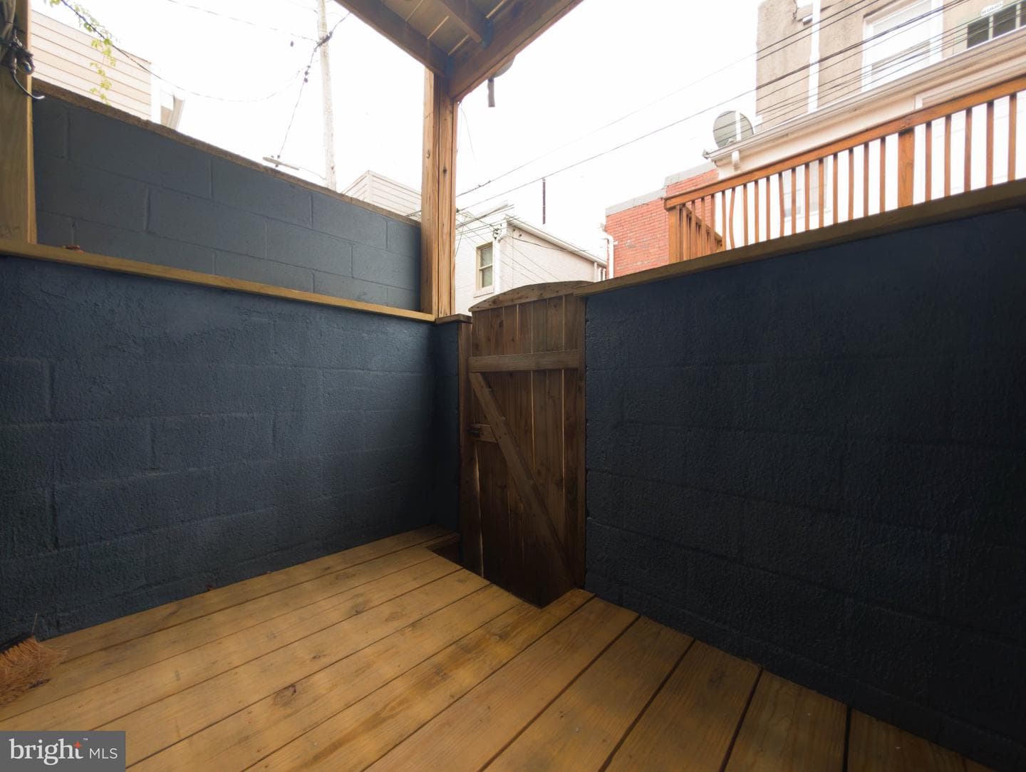 322 S Duncan Street photo 18