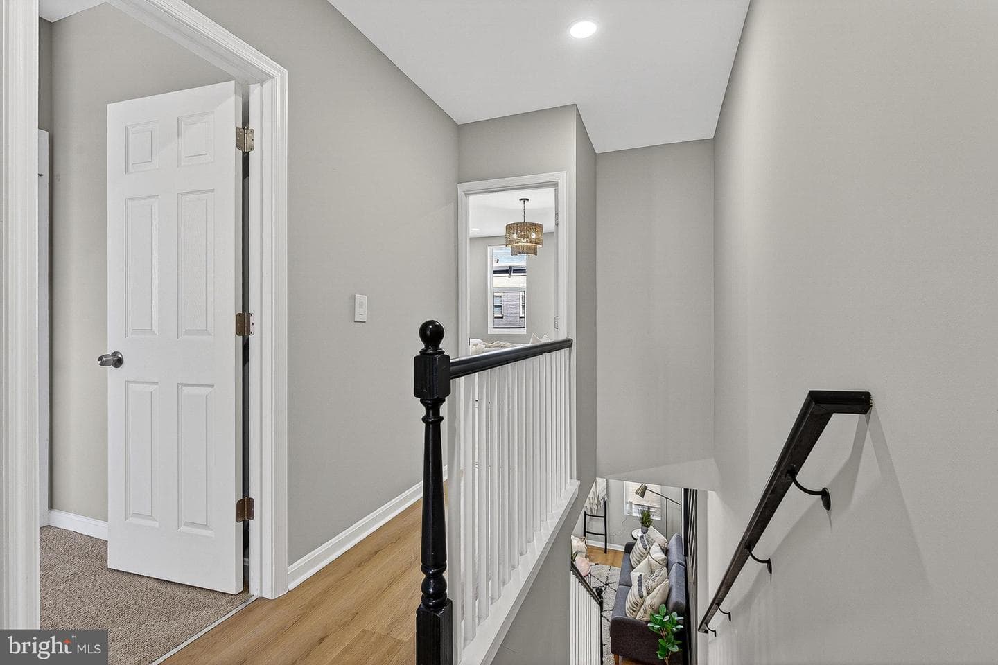 1725 E Oliver Street photo 13