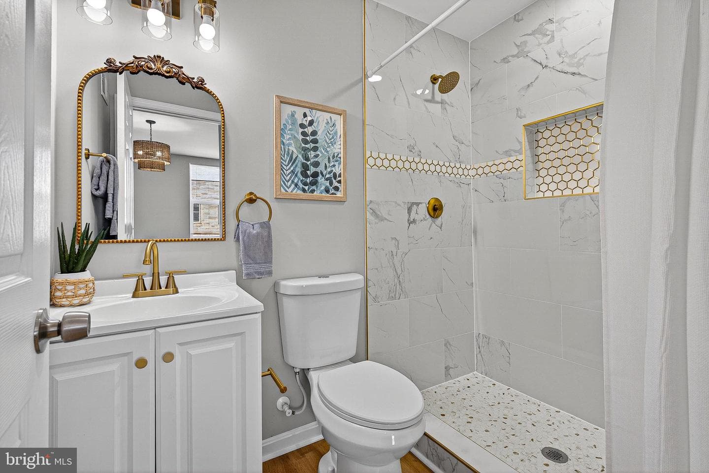 1725 E Oliver Street photo 16