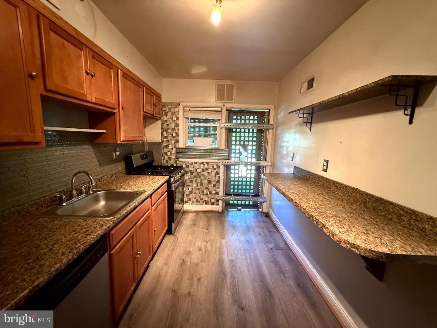 6142 Dunroming Road photo 9