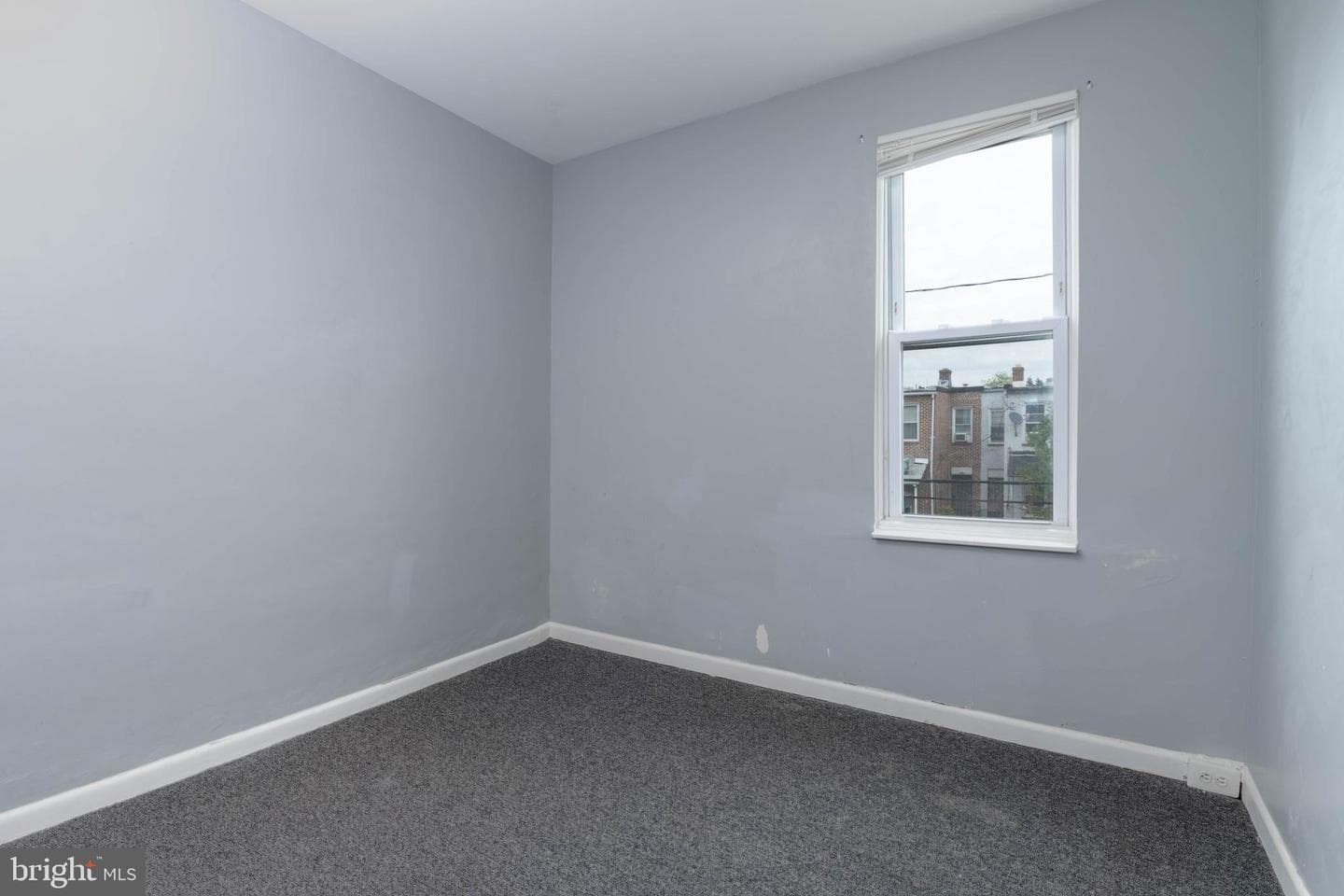 2850 Mayfield Avenue photo 28