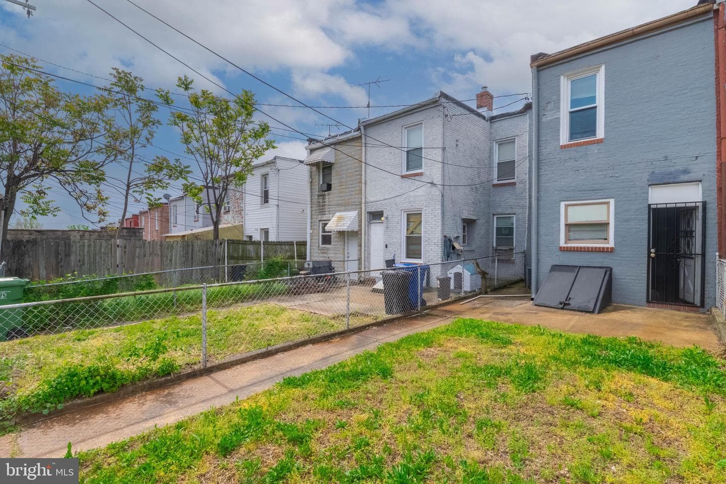 2850 Mayfield Avenue photo 38