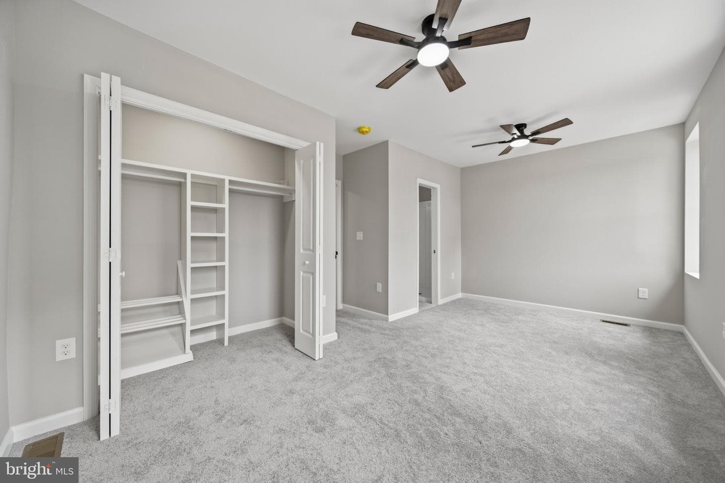2600 Oswego Avenue photo 21