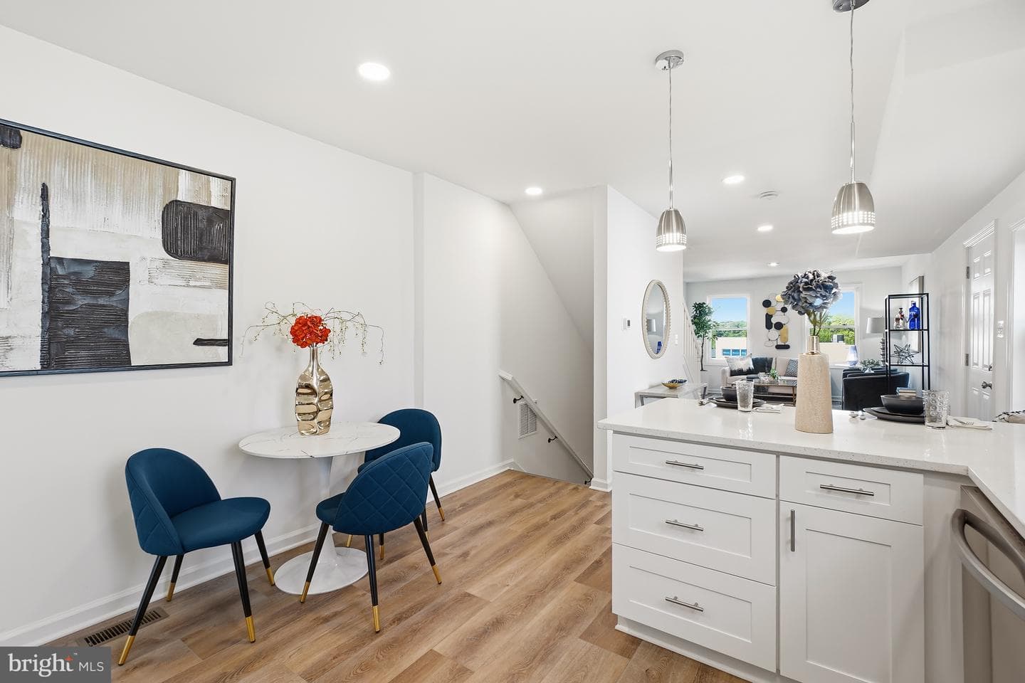 3731 Falls Road photo 9