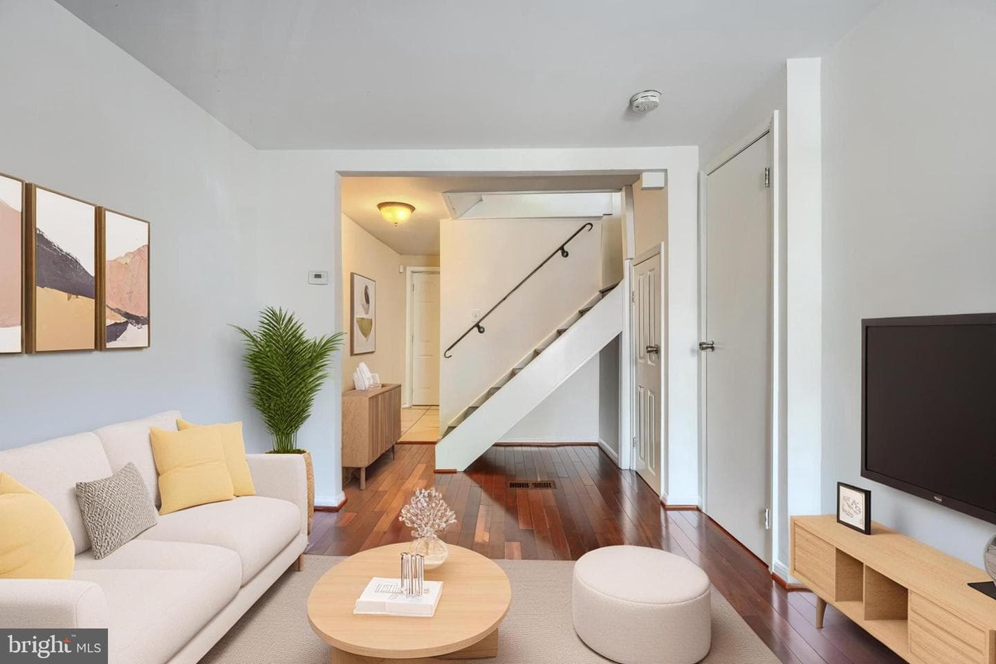917 Ramsay St