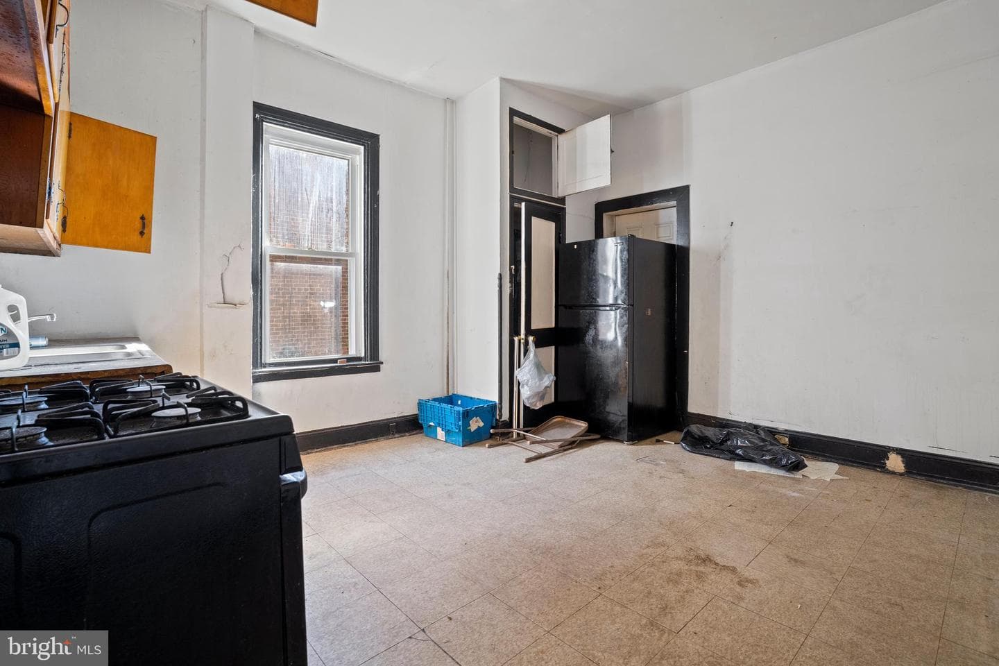 3804 Park Heights Avenue photo 16