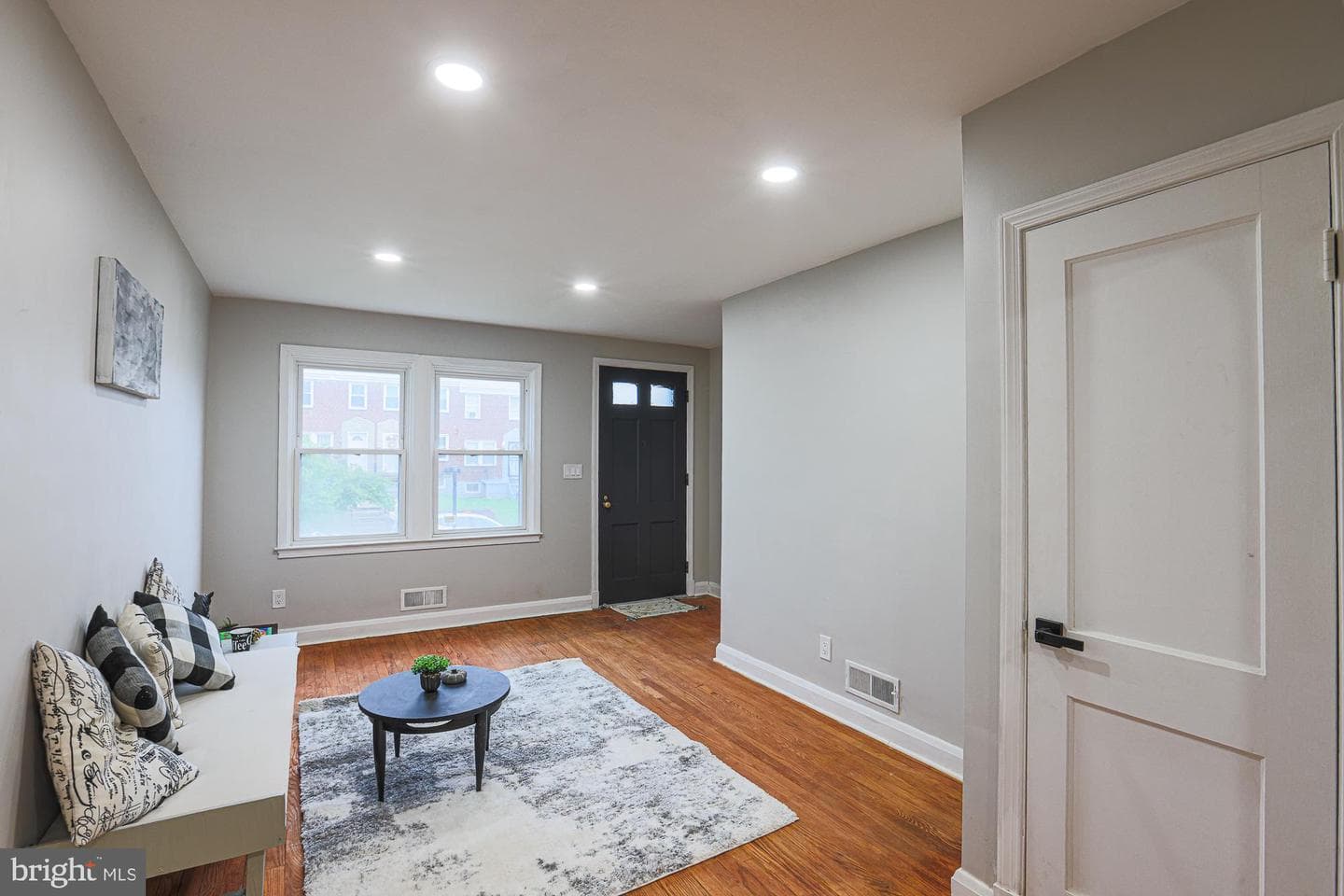 3635 Lyndale Avenue photo 5