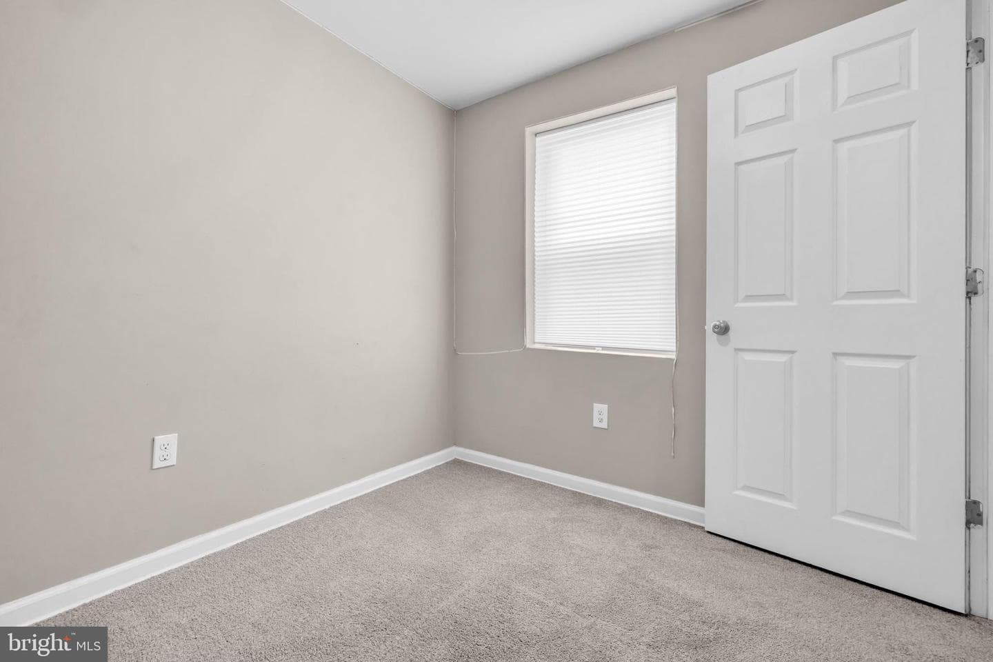 117 S Calhoun Street photo 39