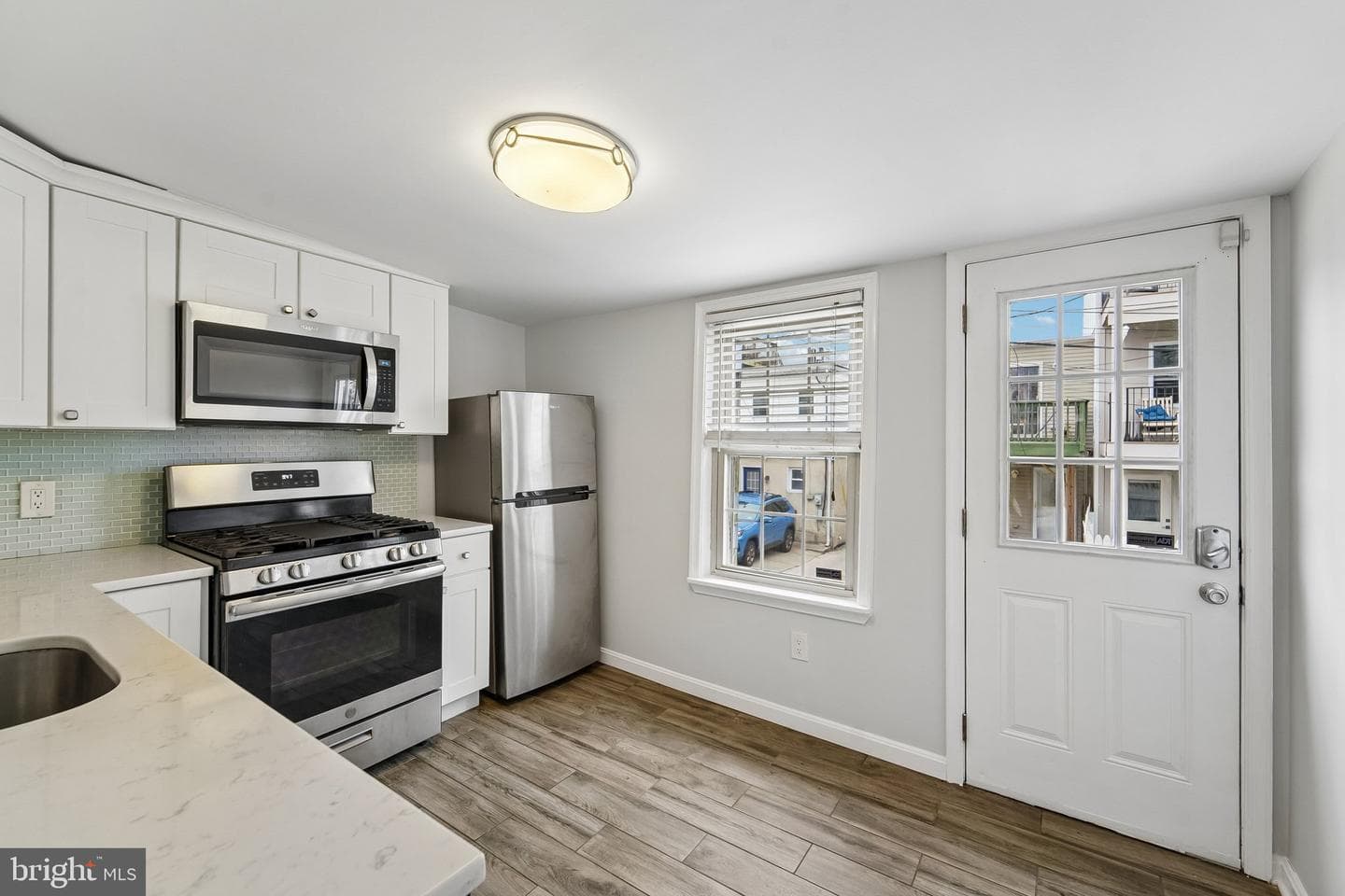 1620 Marshall Street photo 11