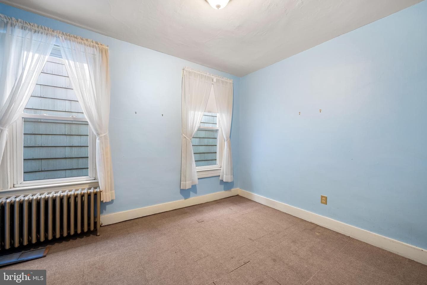 1016 W 38th Street photo 22