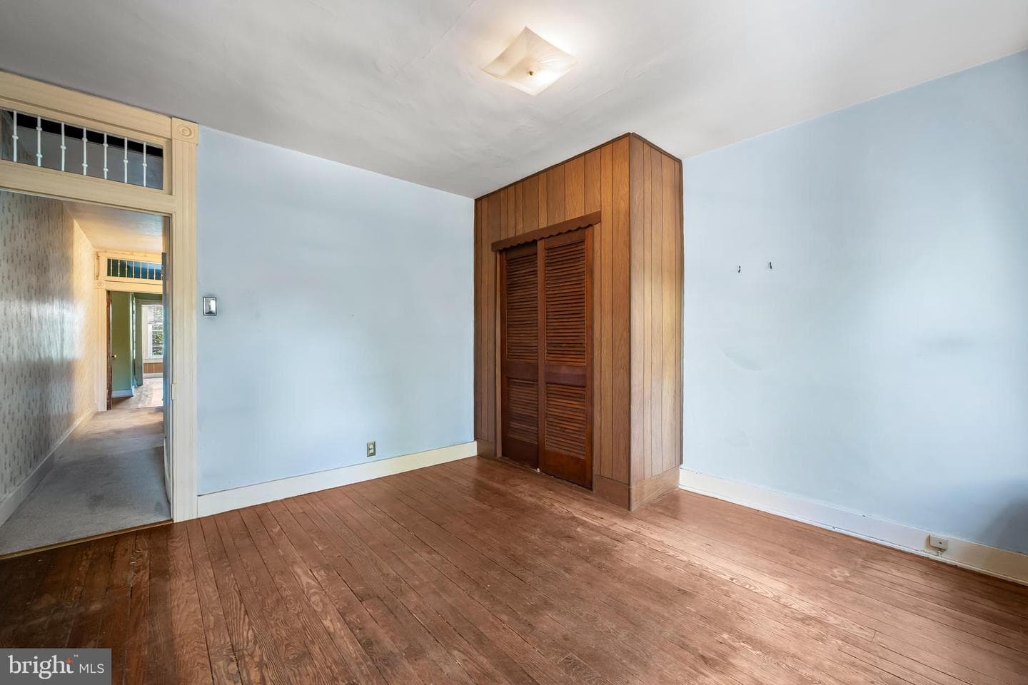1016 W 38th Street photo 26