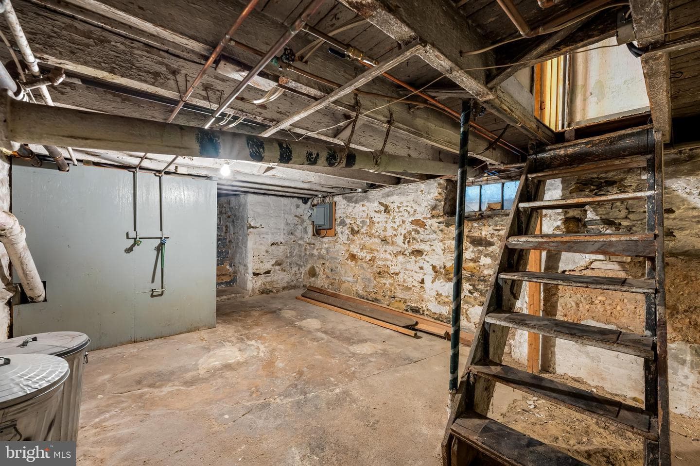 1016 W 38th Street photo 28