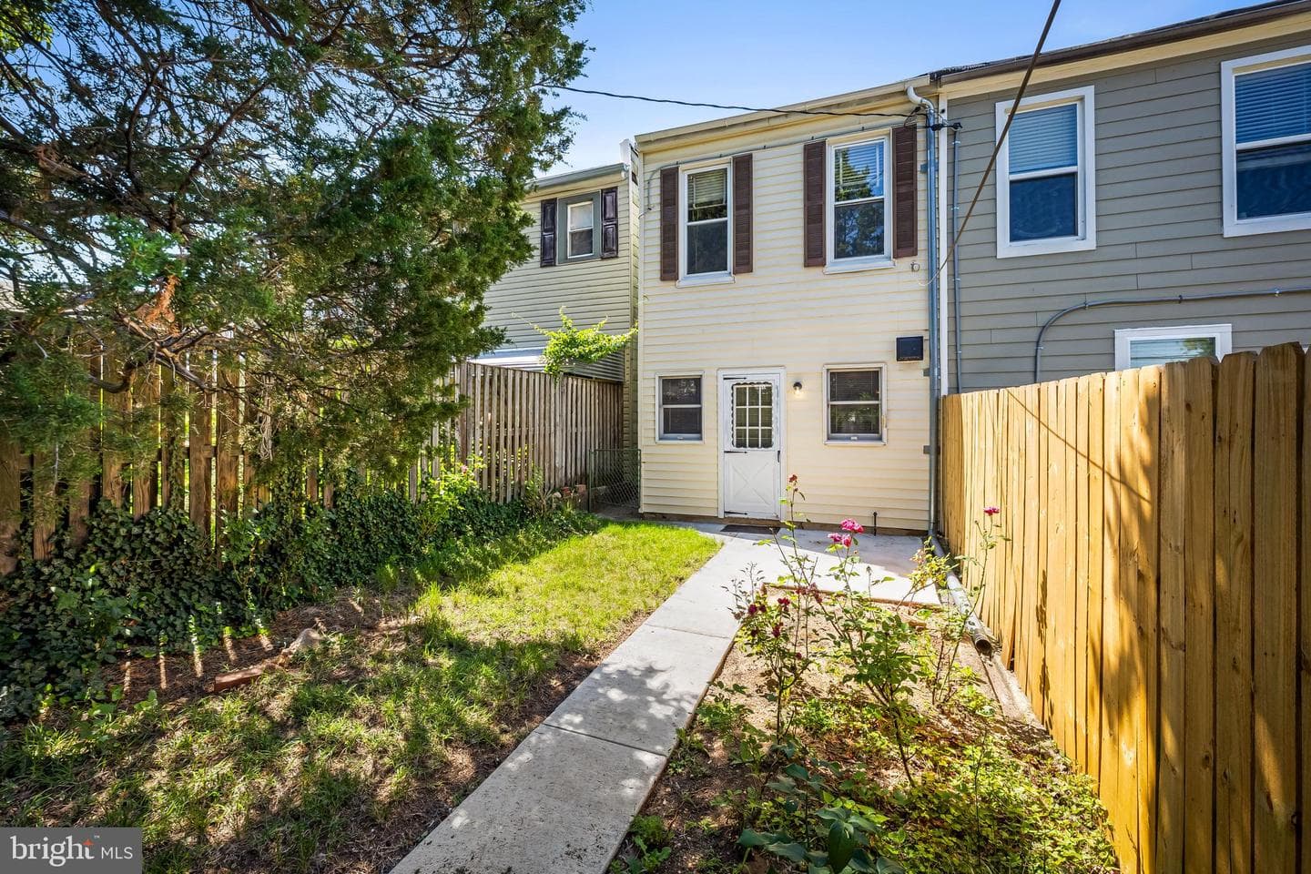 1016 W 38th Street photo 30