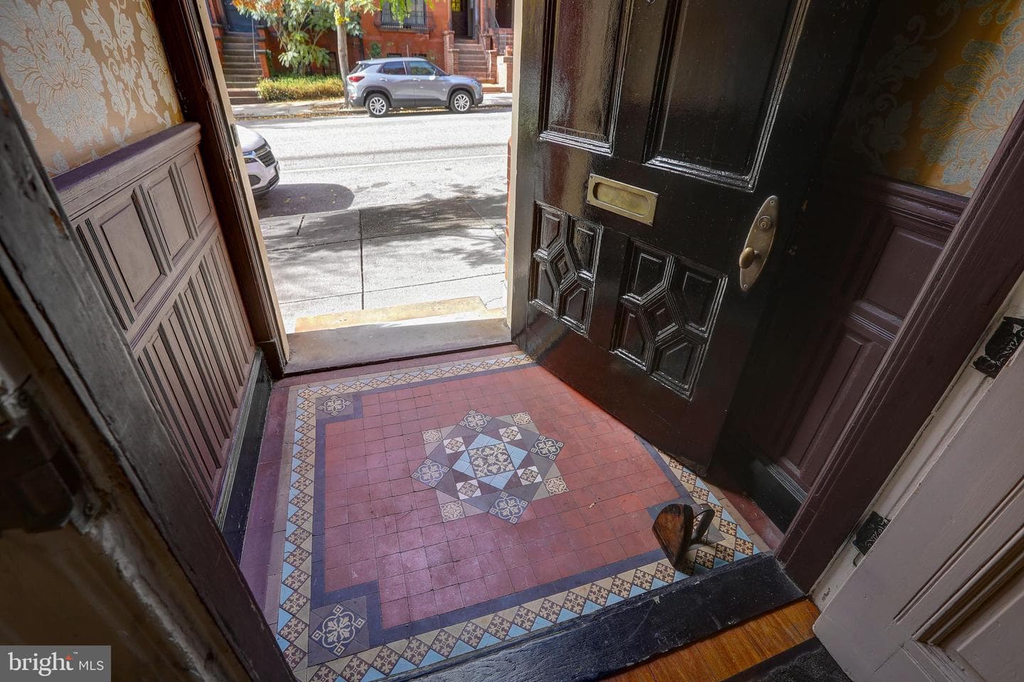 1007 N Calvert Street photo 3