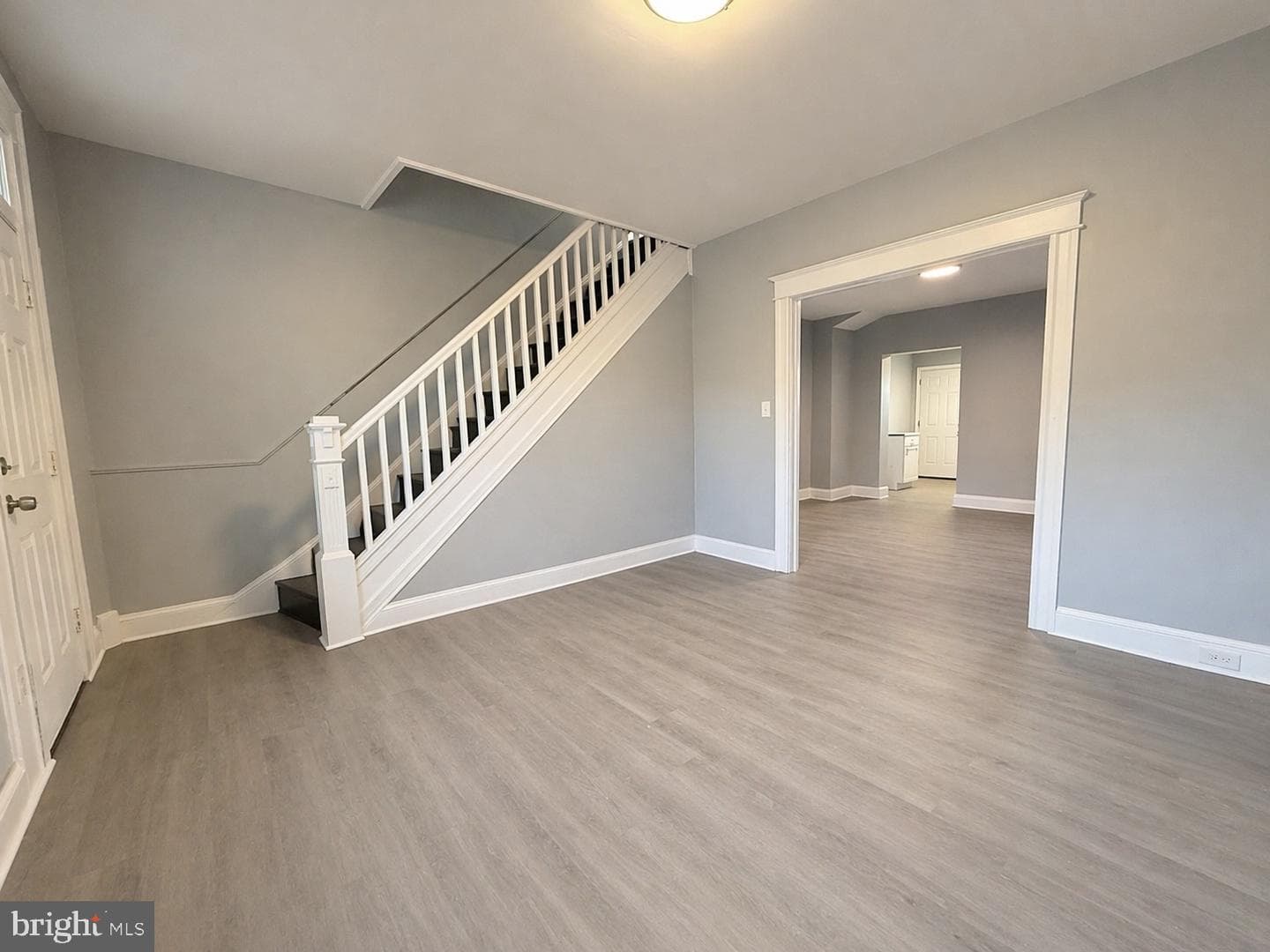 3026 Kenyon Avenue photo 3
