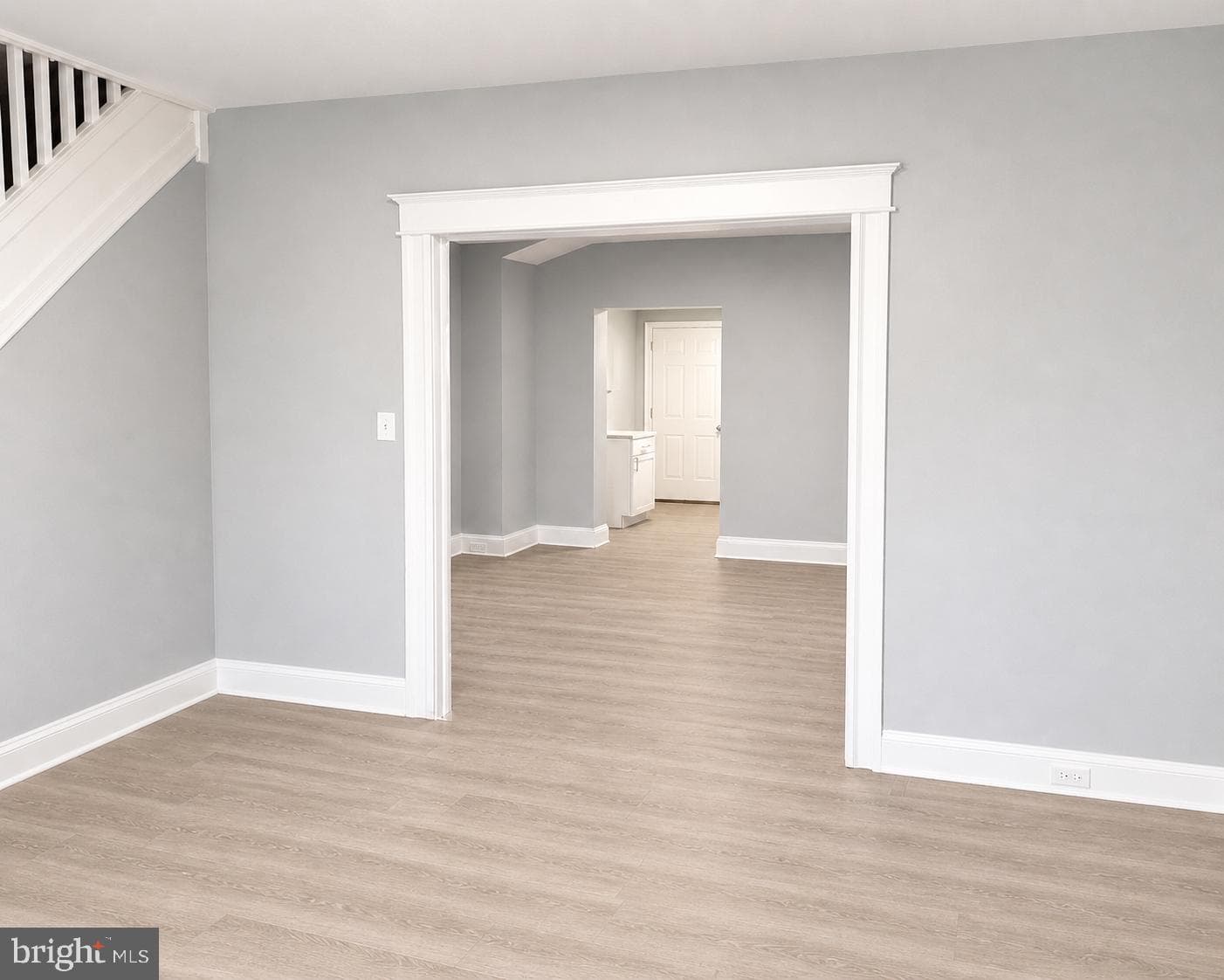 3026 Kenyon Avenue photo 5