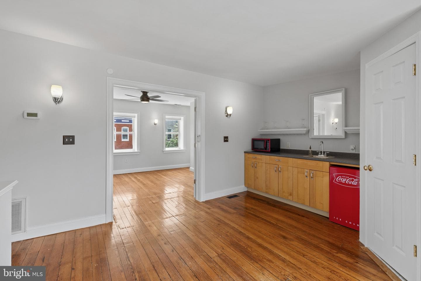 2038 E Pratt Street photo 29