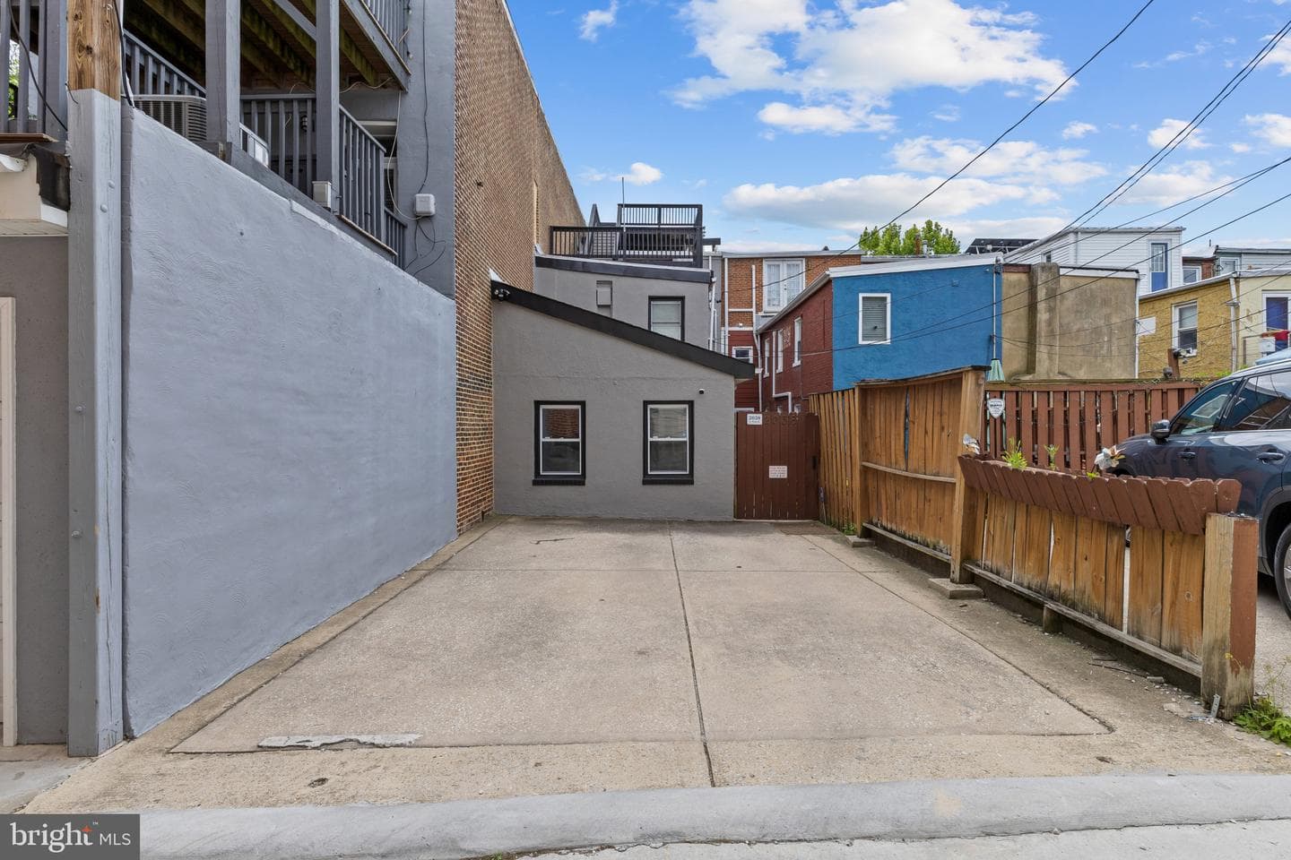 2038 E Pratt Street photo 40