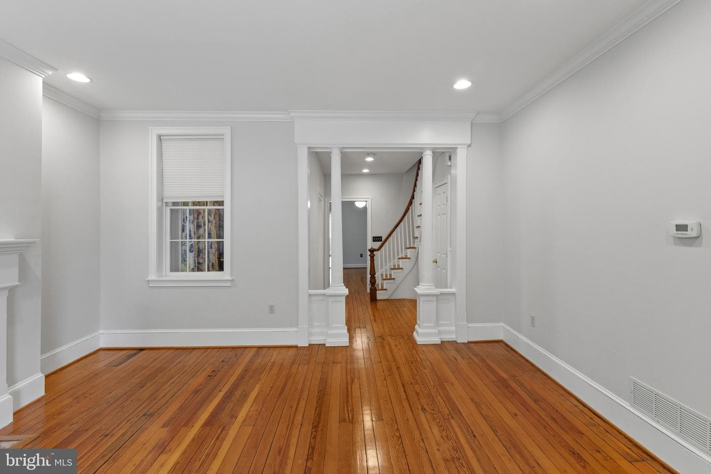 2038 E Pratt Street photo 6