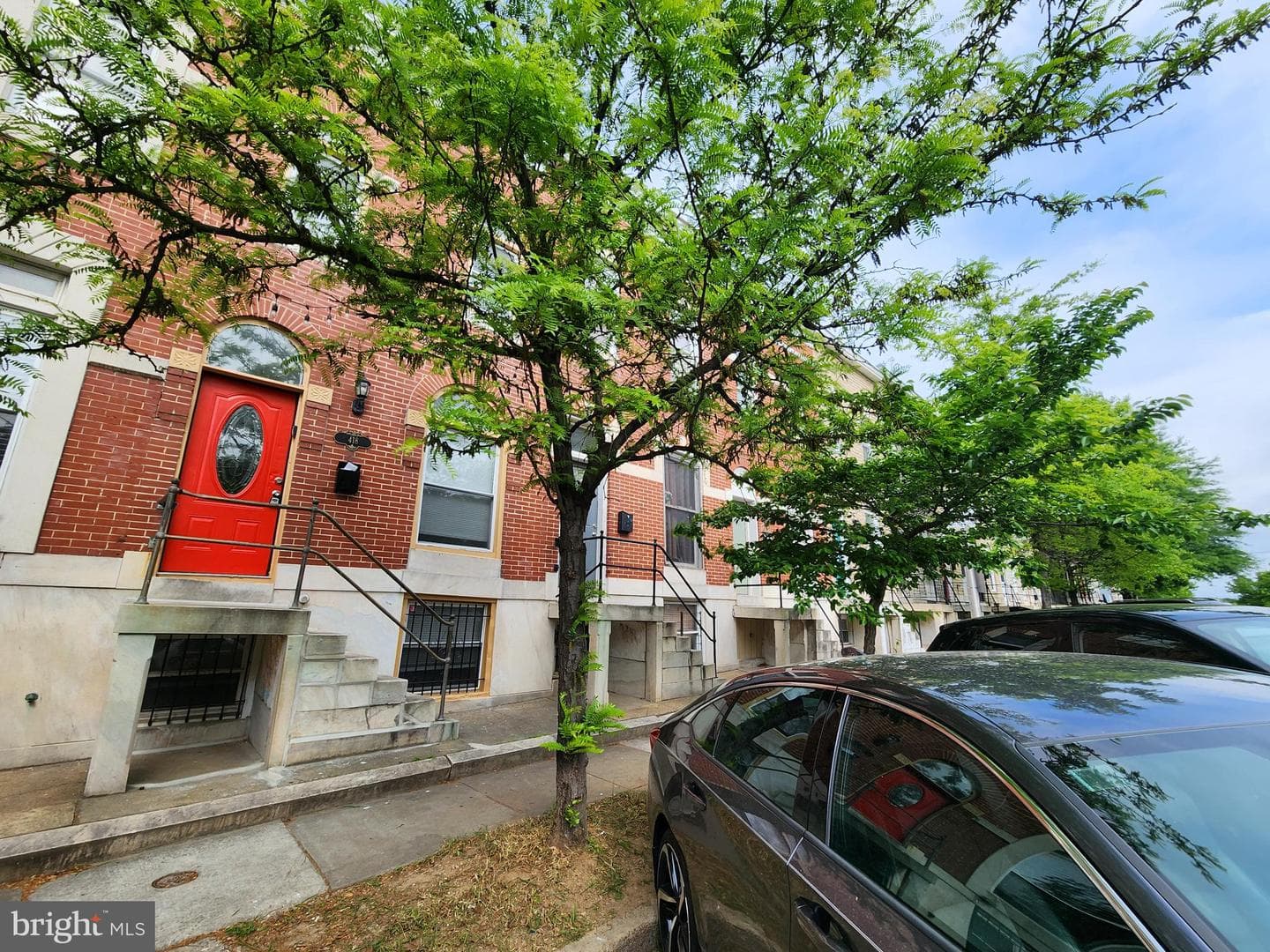 420 Luzerne Avenue N photo 3