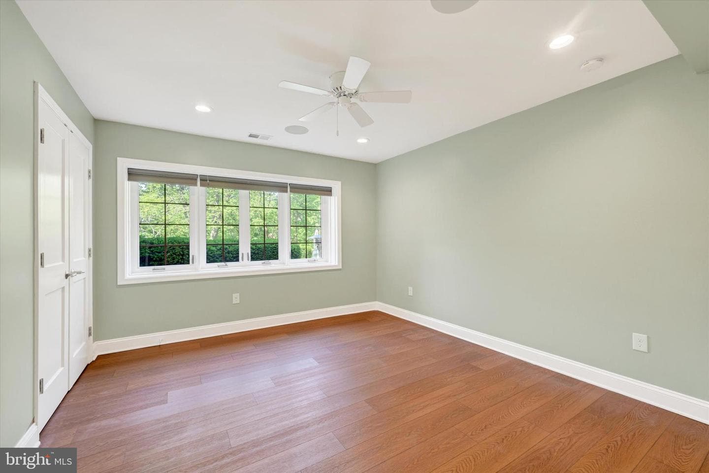 904 Bellemore Rd photo 33