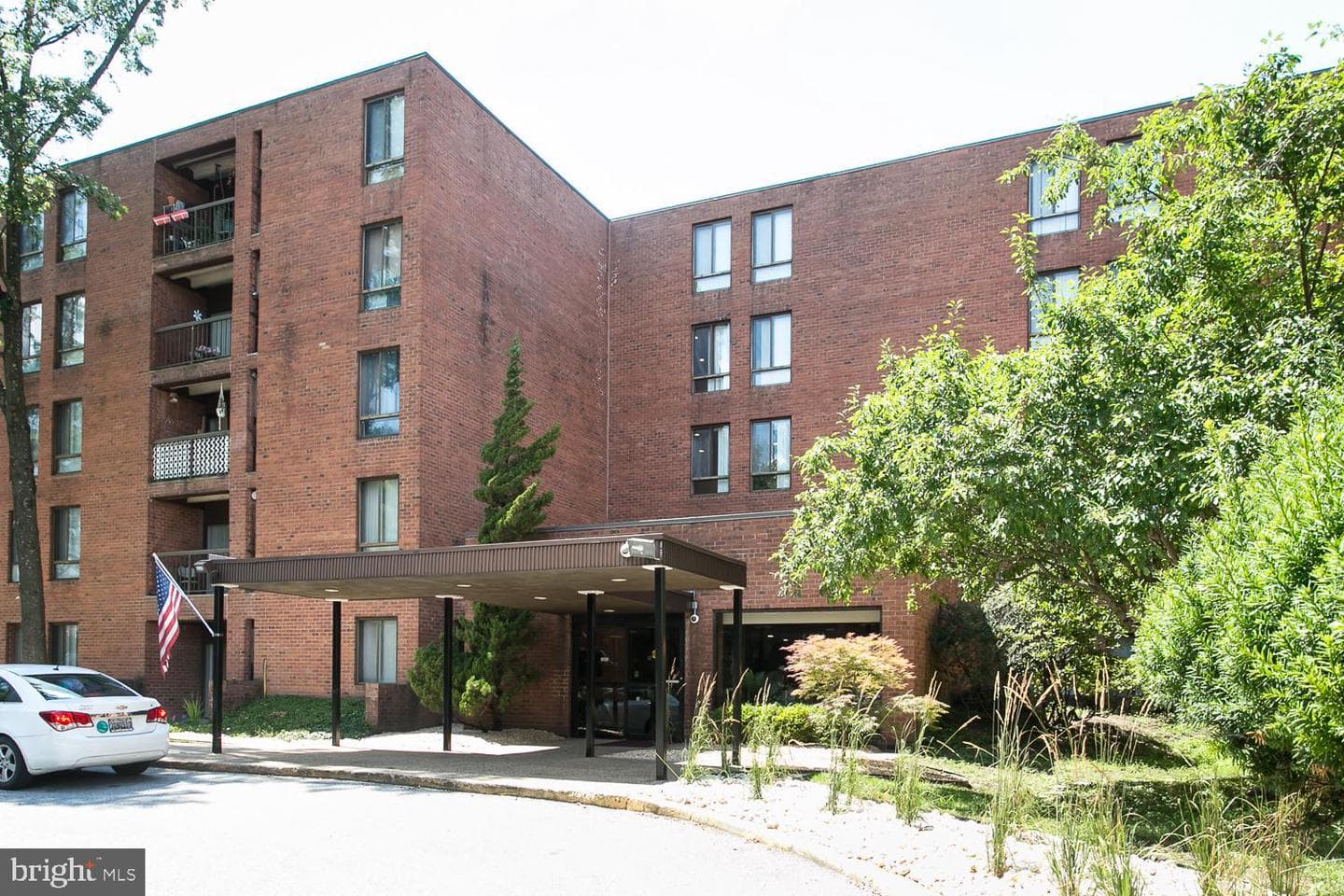 6711 Park Heights Avenue #404 photo 3