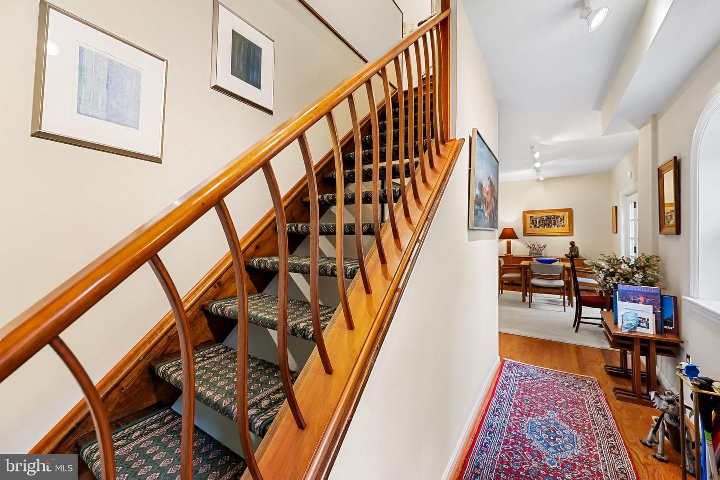 121 W Lee Street photo 24