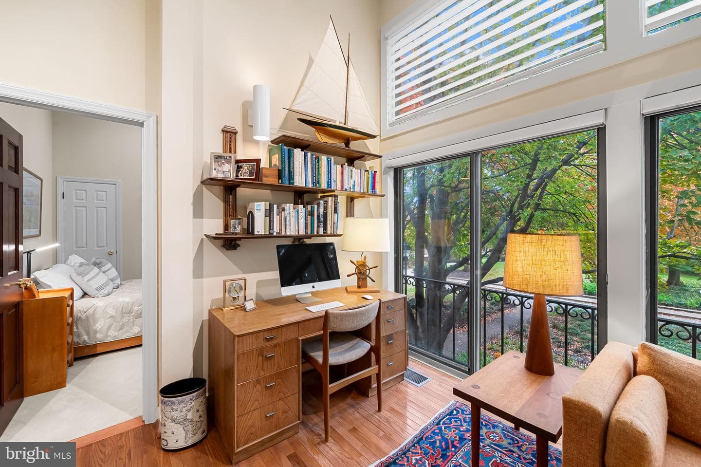 121 W Lee Street photo 28
