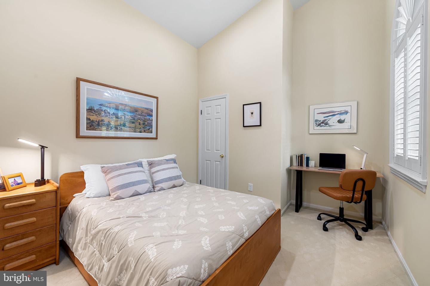 121 W Lee Street photo 35