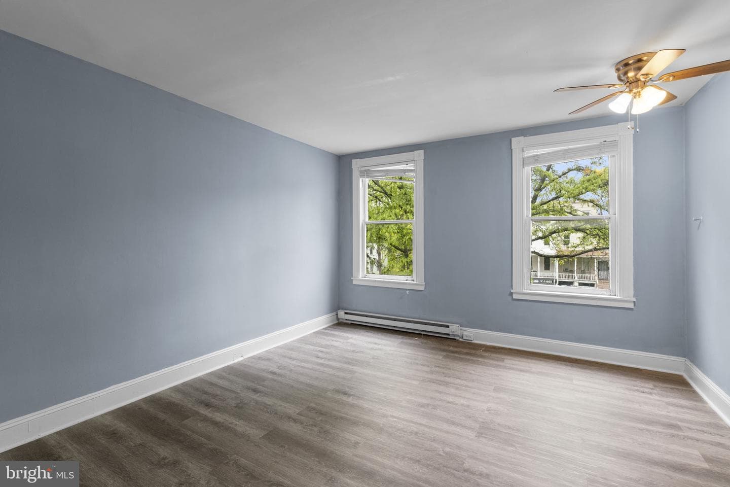 109 S Augusta Avenue photo 31