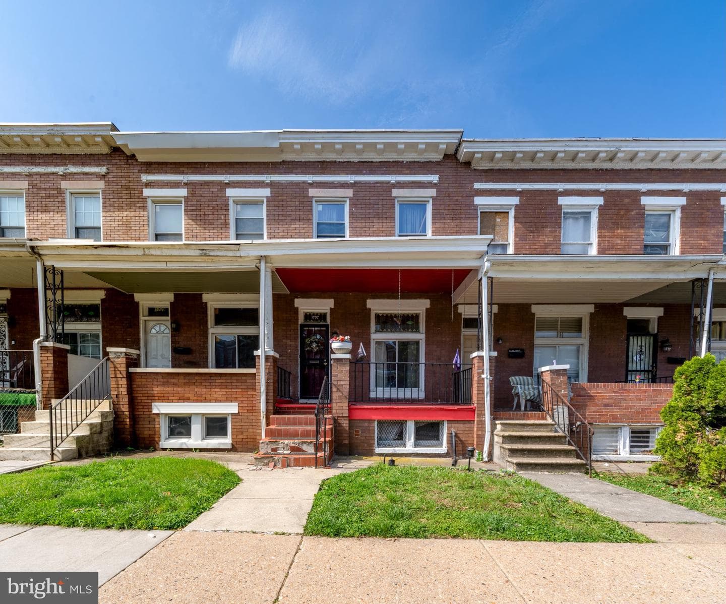 1737 Homestead Street photo 1