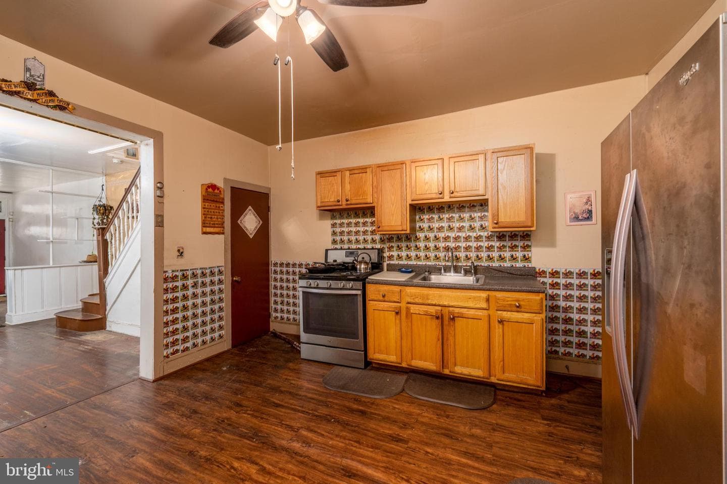 1737 Homestead Street photo 8