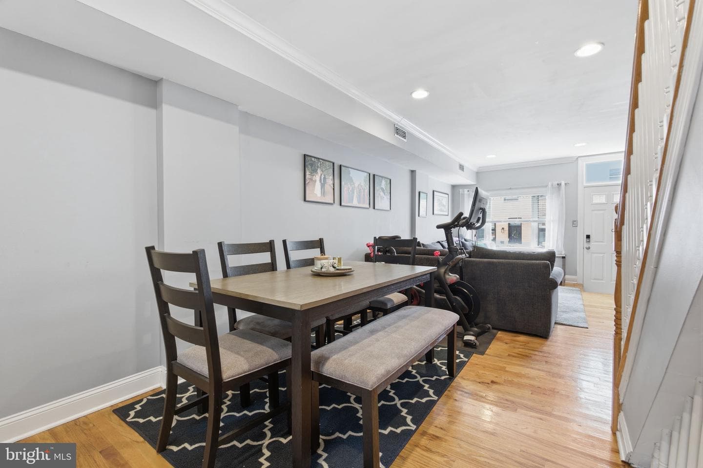 735 S Curley Street photo 4