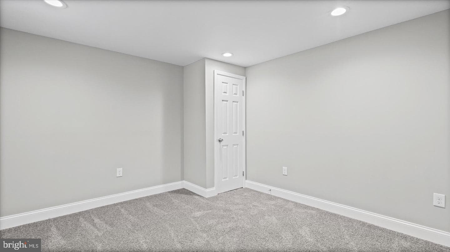 1633 Ralworth Road photo 22