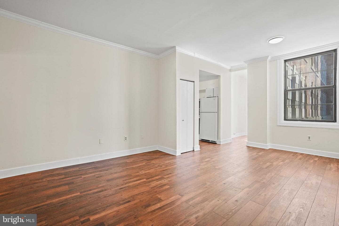 1 E Chase Street #401 photo 9
