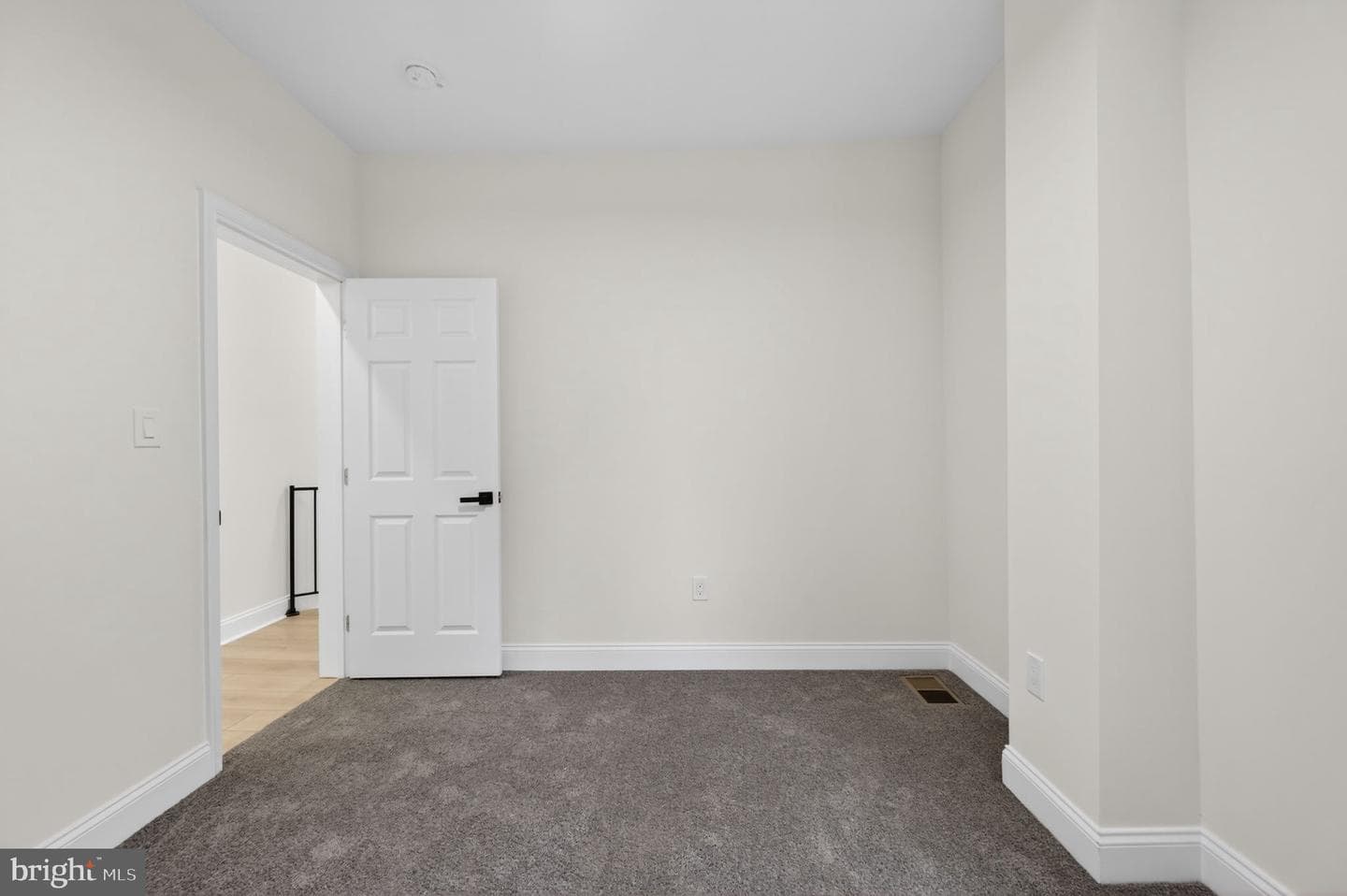 3909 Norfolk Avenue photo 40