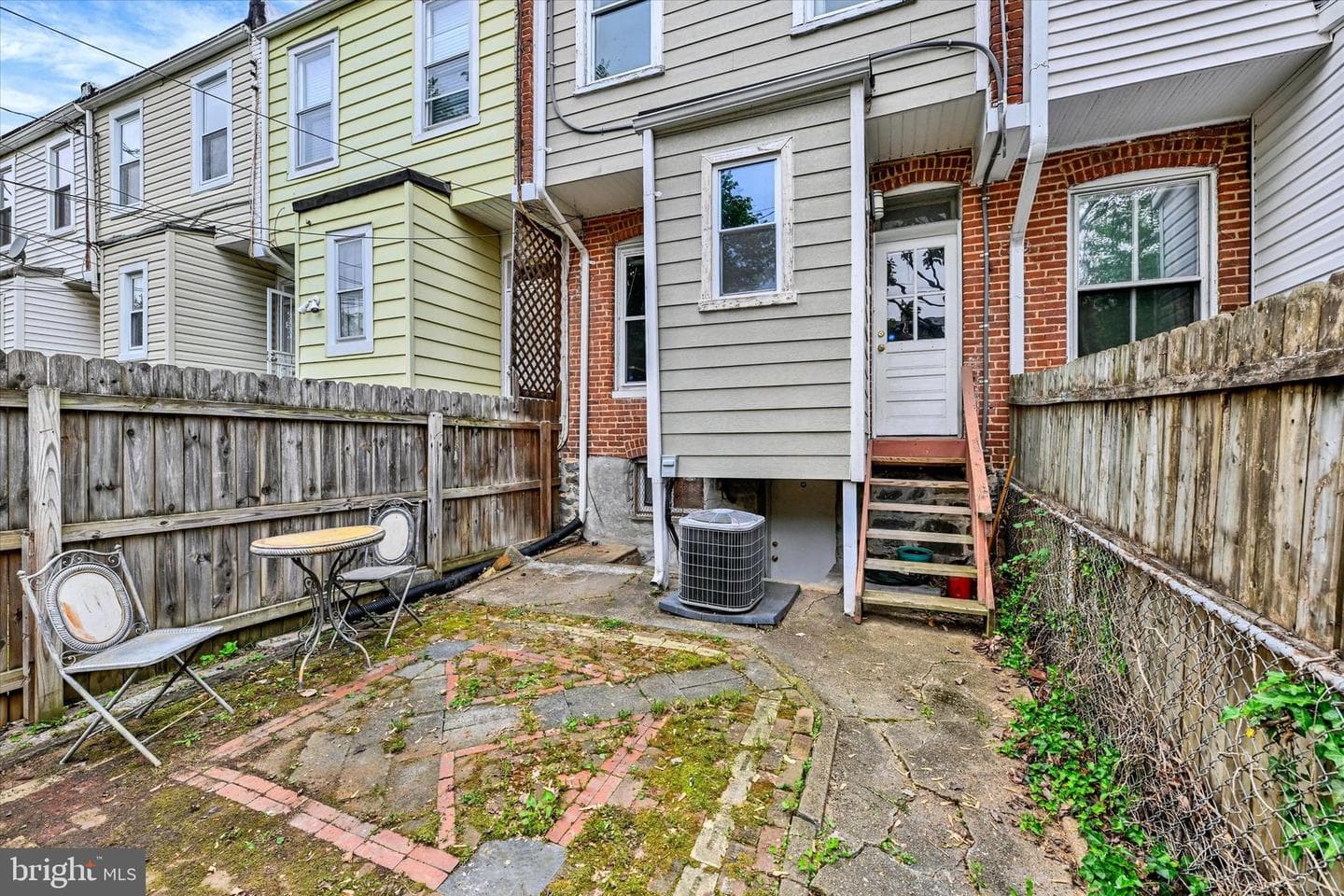 313 Birkwood Place photo 26