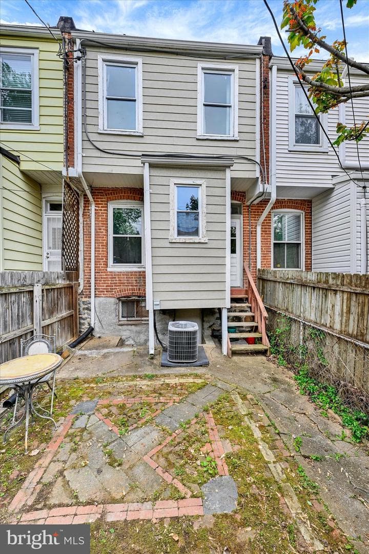 313 Birkwood Place photo 27