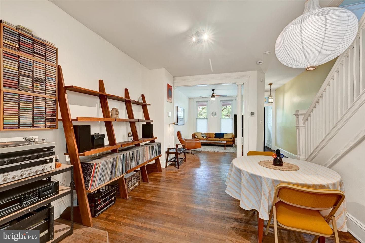 313 Birkwood Place photo 9