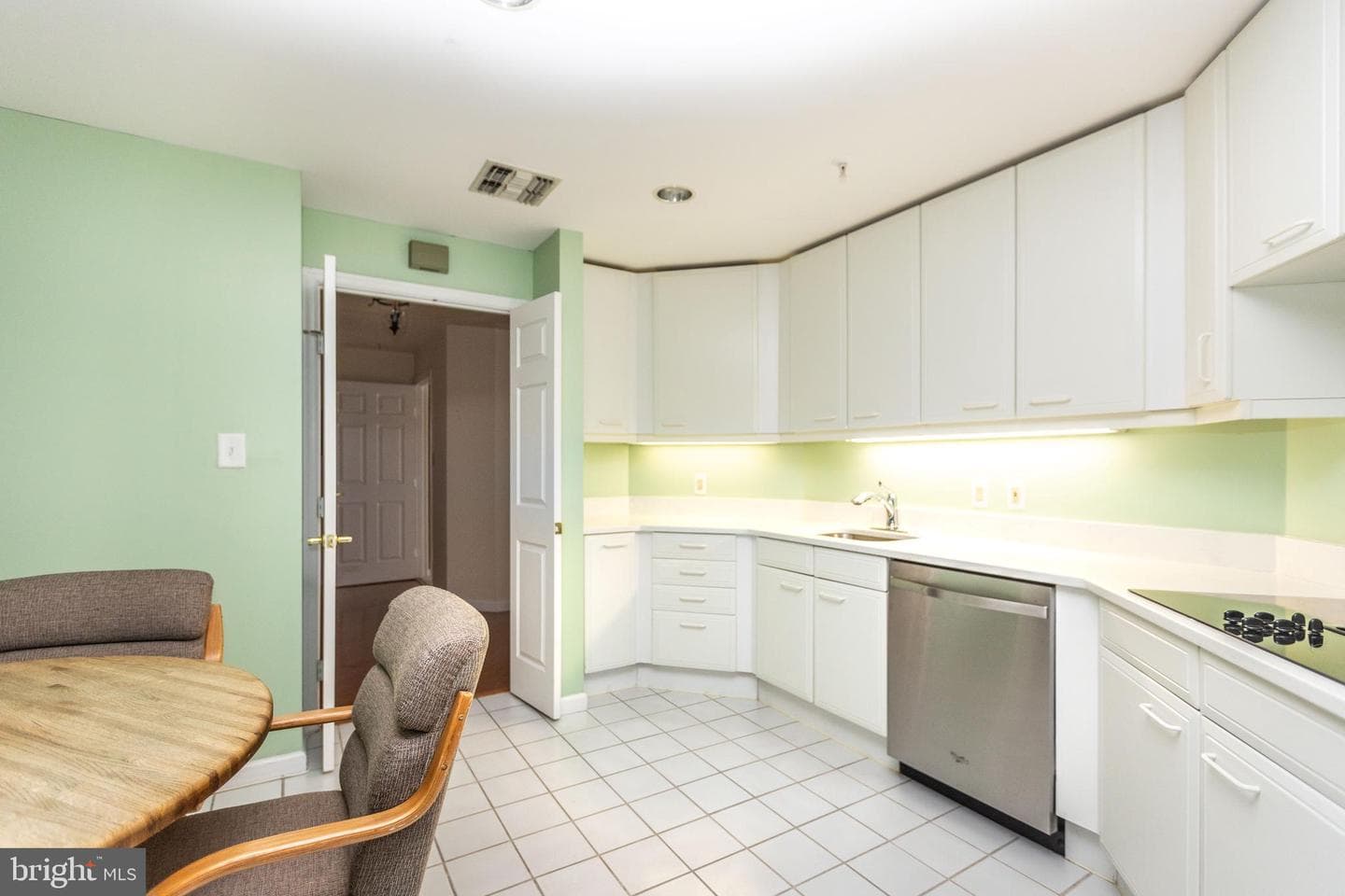 3801 Canterbury Road #816 photo 26