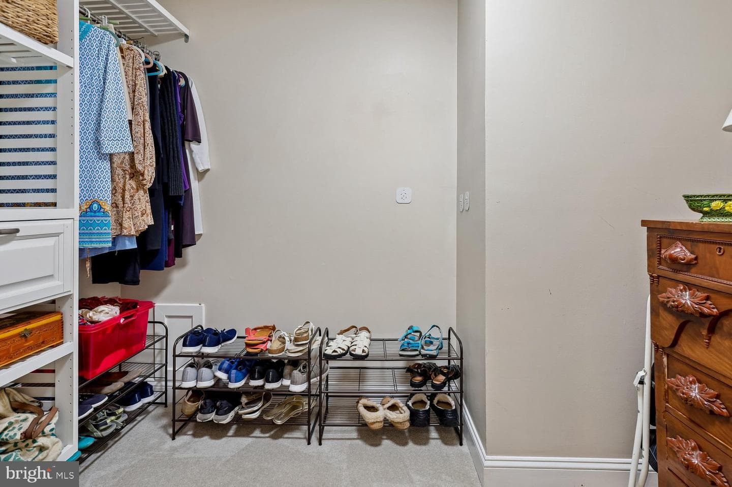 222 Grindall St photo 26