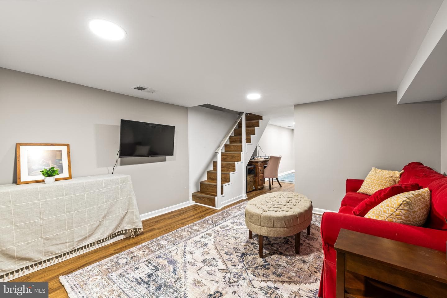 1238 W 37th Street photo 23