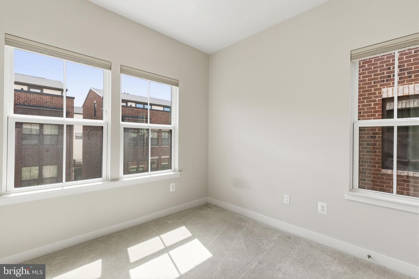 1566 Lowman Street photo 24