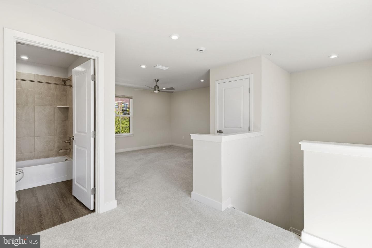 1566 Lowman Street photo 27