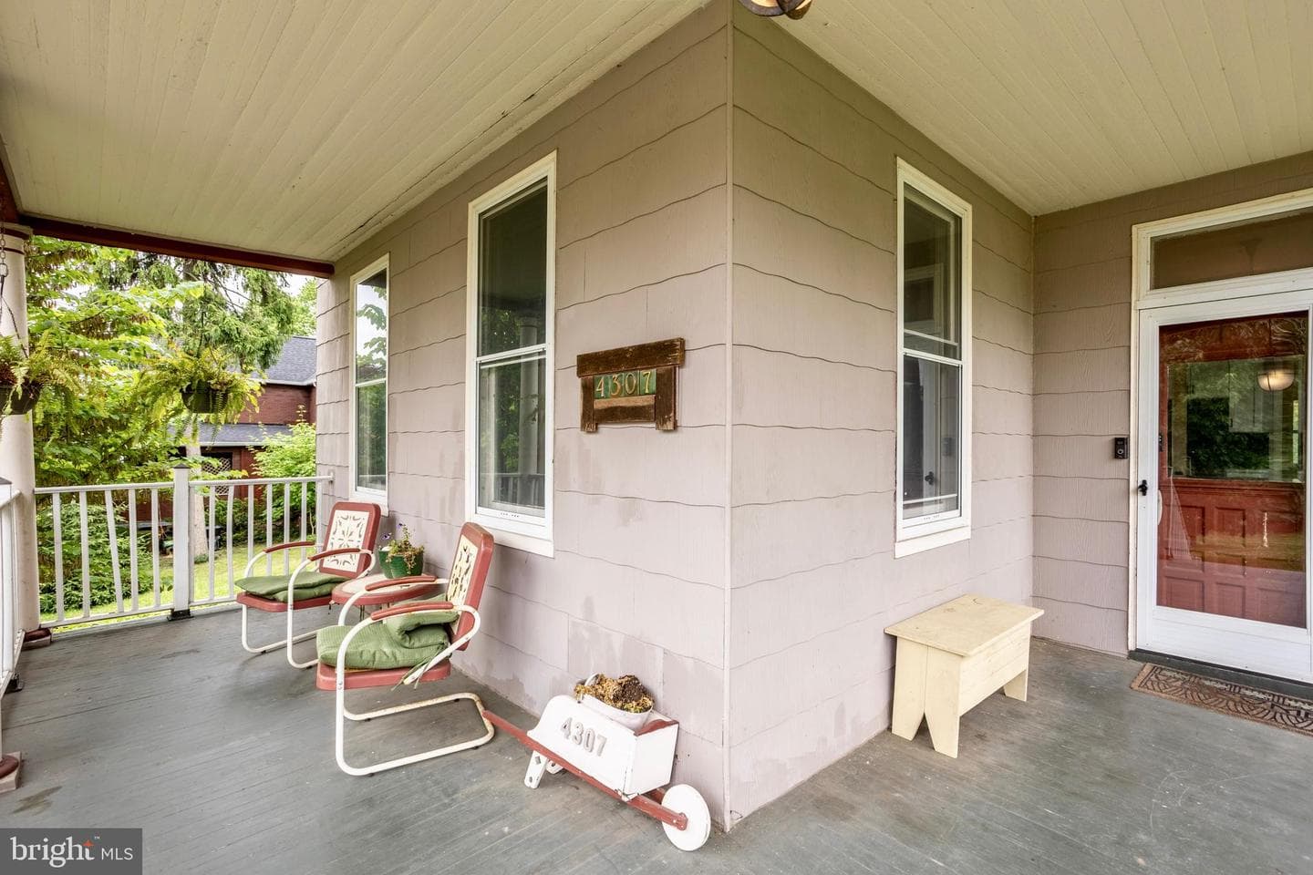 4307 Parkwood Avenue photo 2