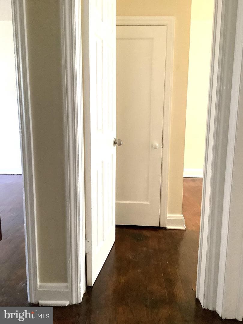 2417 W Cold Spring Lane W photo 20