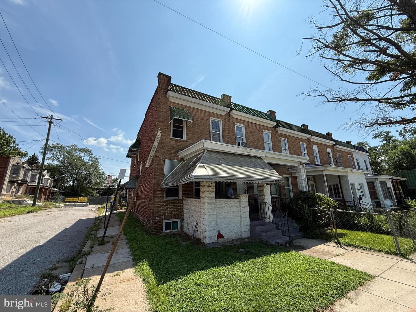937 Brunswick Street photo 7