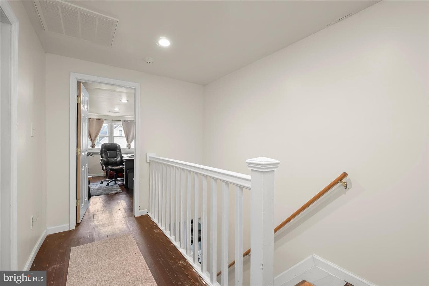 4200 Diller Avenue photo 20