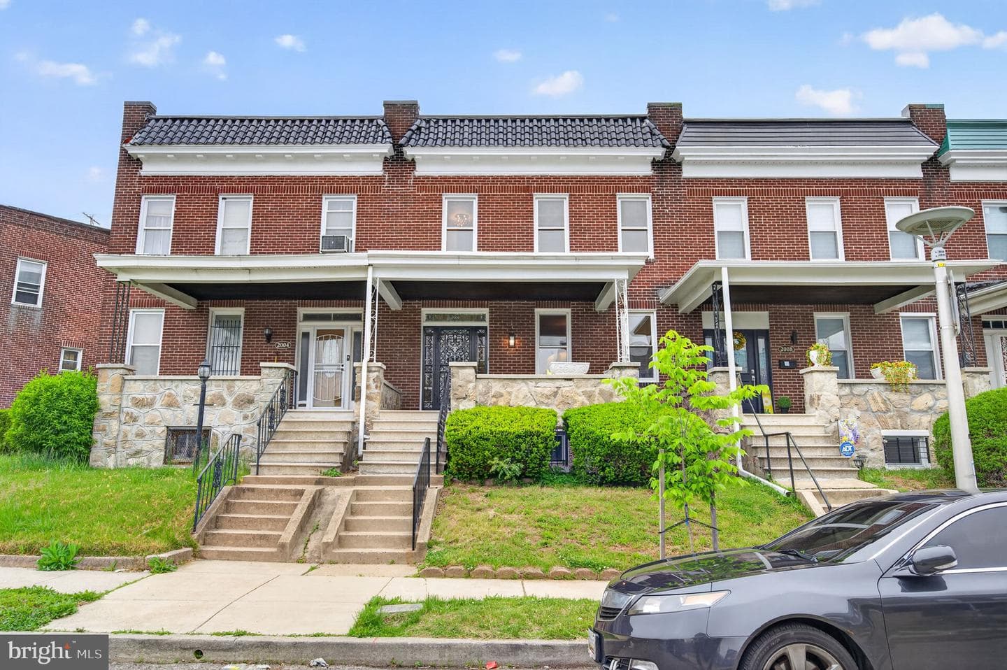 2006 Whittier Avenue photo 1